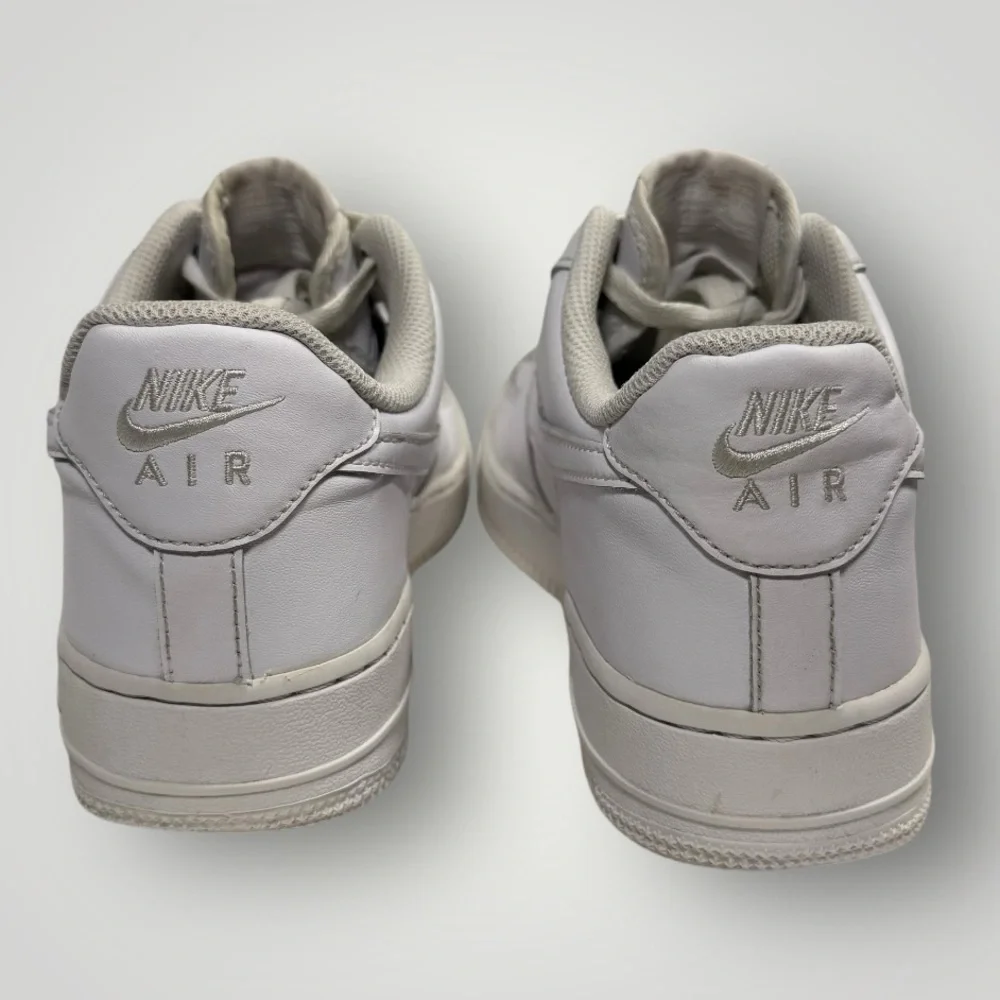 Women’s Nike Air Force 1 size 8.5